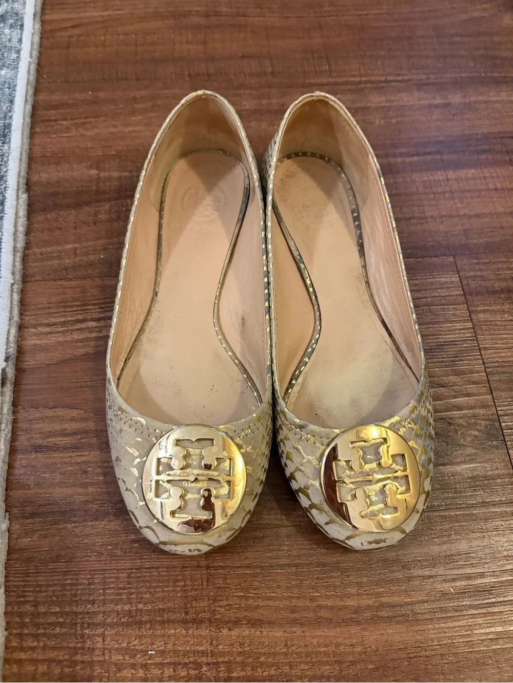 Tory Burch Metallic Gold Python-Embossed Logo Ballet Flats size 8